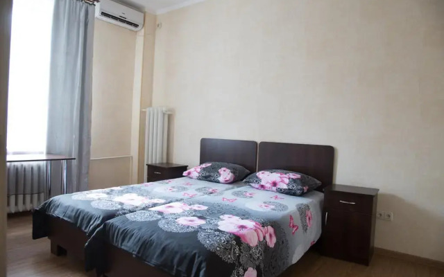 Гостиница Inn Volodarsky Украина, Харьков - отзывы, цены и фото номеров - забронировать гостиницу Inn Volodarsky онлайн балкон