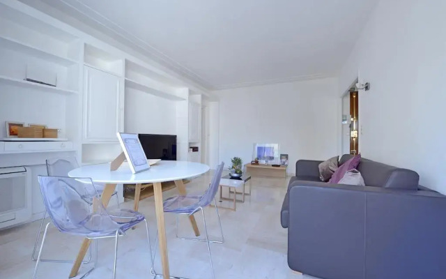 Отель Appartement Rue Grimaldi комната для гостей