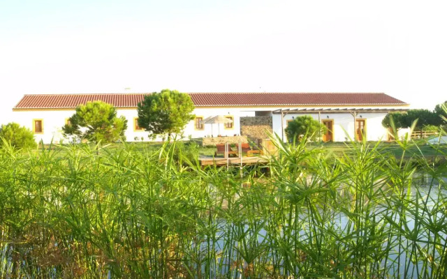 Отель Casa de Campo Vale do Asno вид на фасад