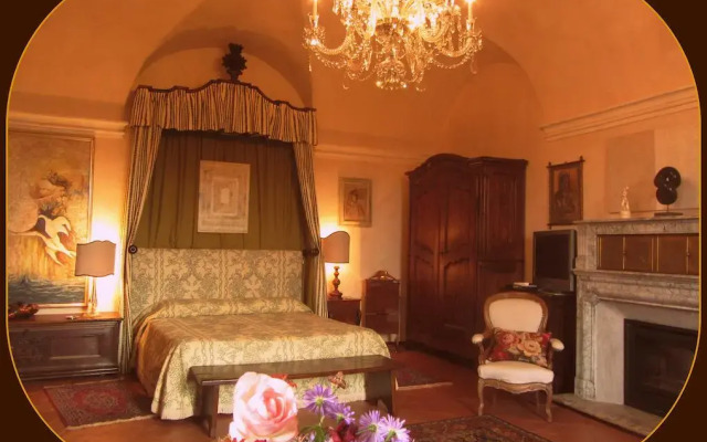 Отель Castello Di Strambinello Италия, Шампорше - отзывы, цены и фото номеров - забронировать отель Castello Di Strambinello онлайн комната для гостей