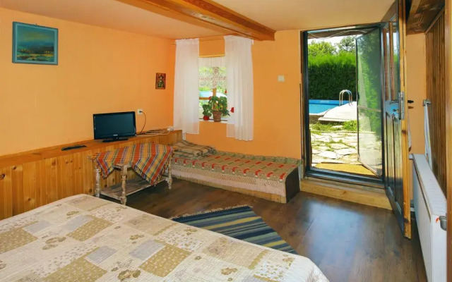 Отель Guest House Marina Шумен комната для гостей