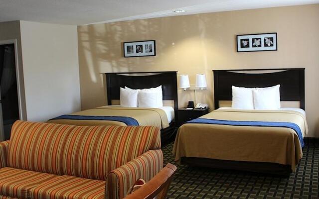 Stanford Inn & Suites Anaheim 2