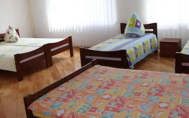 Гостиница Bilia Parku Hotel Украина, Львов - 6 отзывов об отеле, цены и фото номеров - забронировать гостиницу Bilia Parku Hotel онлайн детские мероприятия