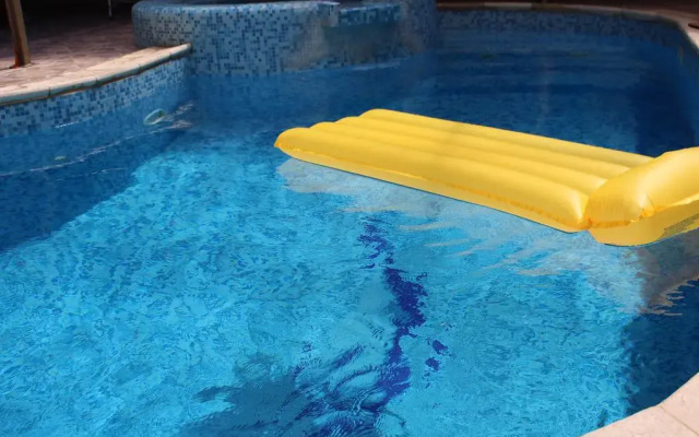 Гостиница Villa Sonyachna With Swimming Pool бассейн