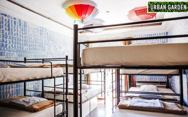 Urban Garden Hostel комната для гостей