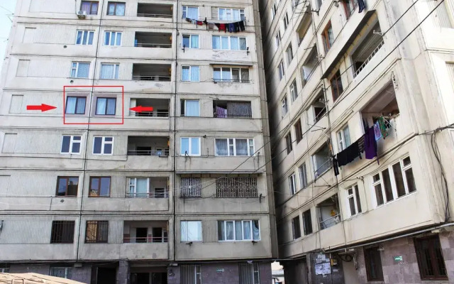 Отель 5th Floor Guest House Yerevan вид на фасад