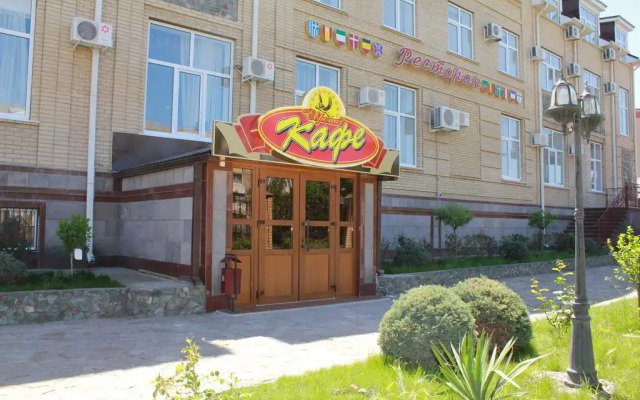 Гостиница Европа вид на фасад