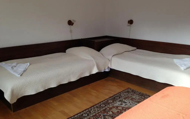 Отель Margaritov Guest House Болгария, Смолян - отзывы, цены и фото номеров - забронировать отель Margaritov Guest House онлайн комната для гостей