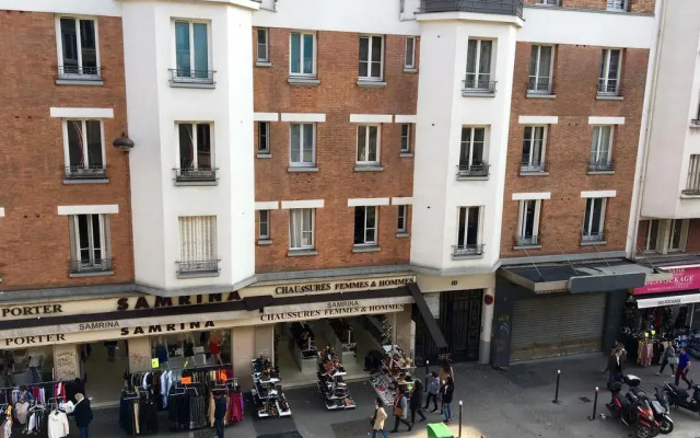 Hotel du Centre вид на фасад