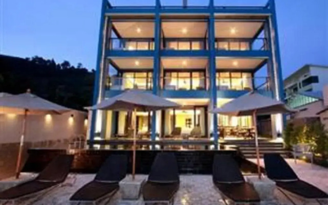 Sky Lantern Hotel вид на фасад