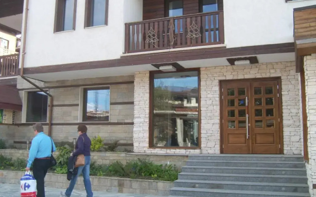 Апартаменты Ski & Holiday Self-Catering Apartments Fortuna вид на фасад