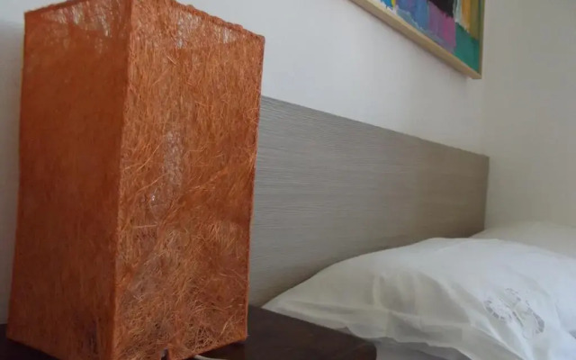 Отель Studio on the square Saint Lucia Италия, Сиракуза - отзывы, цены и фото номеров - забронировать отель Studio on the square Saint Lucia онлайн комната для гостей