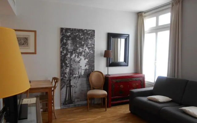 Отель Appartements Caumartin 64 комната для гостей