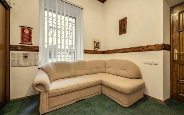 Гостиница 2-level apt on Kovzhuna str. Львов комната для гостей
