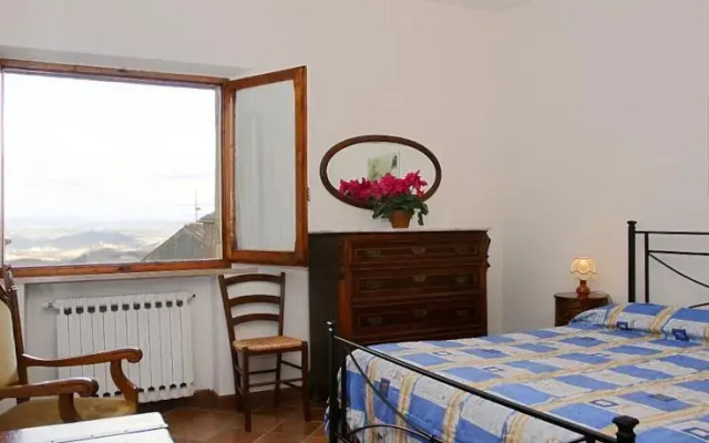 Отель Guest House La Torre Nomipesciolini Италия, Сан-Джиминьяно - отзывы, цены и фото номеров - забронировать отель Guest House La Torre Nomipesciolini онлайн комната для гостей