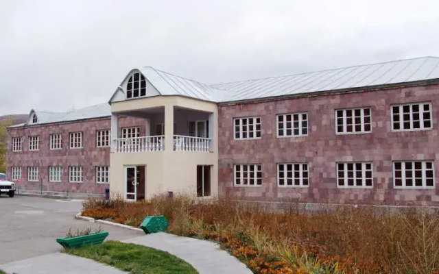 Hotel Aliq вид на фасад
