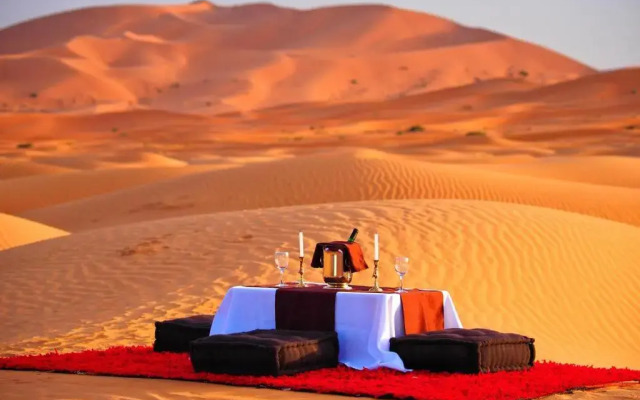 Отель Desert Berber Fire-Camp Марокко, Мерзуга - отзывы, цены и фото номеров - забронировать отель Desert Berber Fire-Camp онлайн балкон