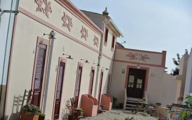 Отель B&B Candelária вид на фасад