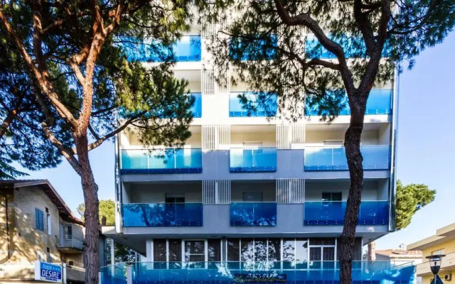 Hotel Desire' вид на фасад