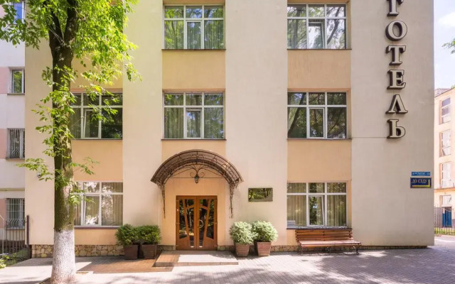 Comfort Hotel вид на фасад
