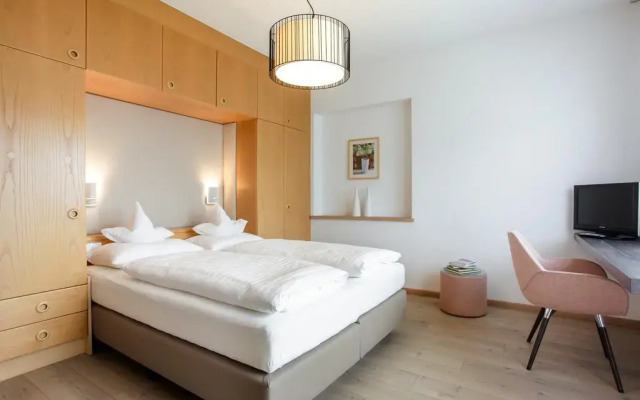 Hotel Weingarten Гаргаццоне комната для гостей