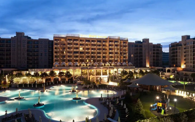 Апартаменты Bulgarienhus Royal Beach Apartments Солнечный берег вид на фасад