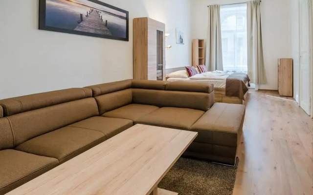 Отель Historic Centre Apartments V Чехия, Прага - отзывы, цены и фото номеров - забронировать отель Historic Centre Apartments V онлайн комната для гостей