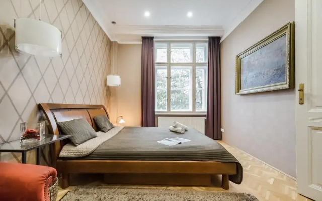 Апартаменты Romantique Apartment комната для гостей