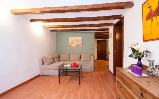 Апартаменты Rustic Poble Sec Apartment Барселона комната для гостей