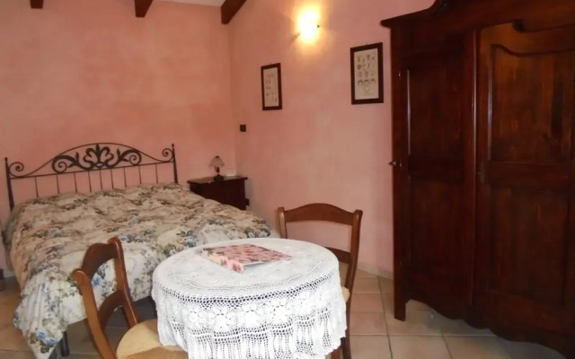 Отель Agriturismo La Terrazza sul Bosco Здание Barolo комната для гостей