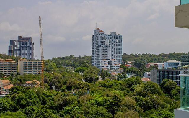 Cosy Beach Condominium 1