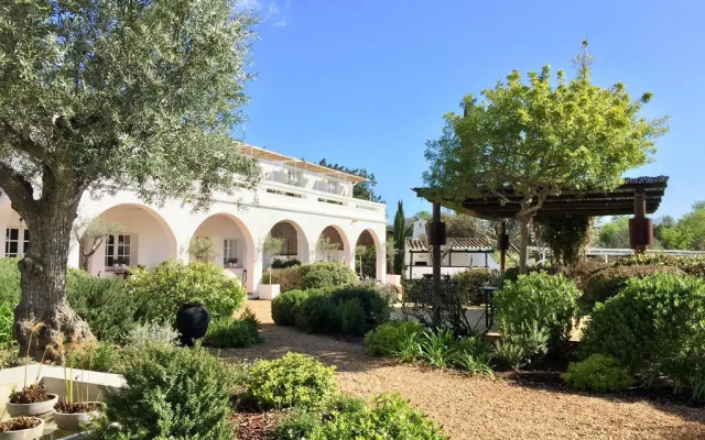 Отель Quinta da Lua вид на фасад