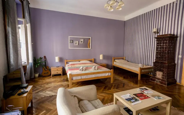 Отель Knez Mihailova Apartment Сербия, Белград - отзывы, цены и фото номеров - забронировать отель Knez Mihailova Apartment онлайн комната для гостей