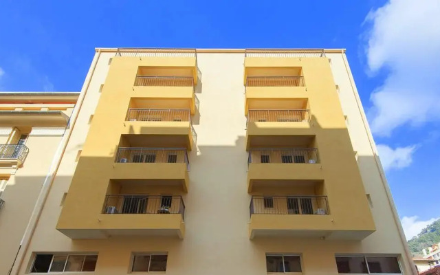 Апартаменты Villa Serafina Apartments вид на фасад