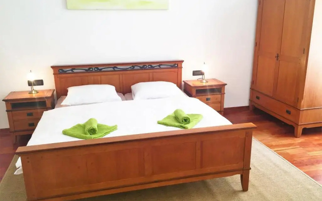 Апартаменты Janalex Apartments Wenceslas Square комната для гостей