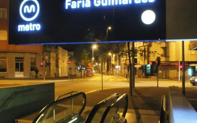Отель Residencial Faria Guimarães вид на фасад