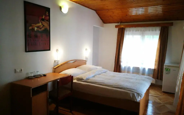 Hotel Salo комната для гостей
