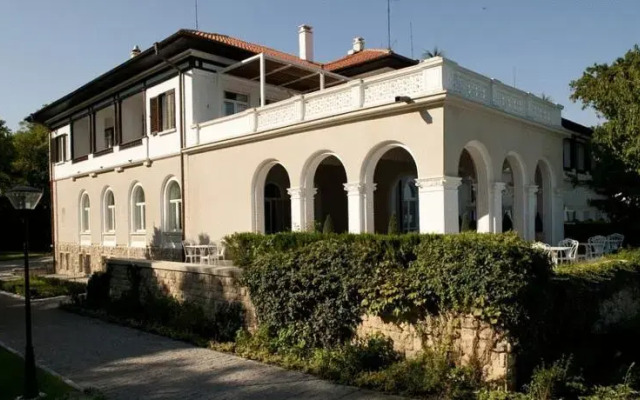Отель Oasis Boutique Hotel, Riviera Holiday Club Болгария, Золотые пески - отзывы, цены и фото номеров - забронировать отель Oasis Boutique Hotel, Riviera Holiday Club онлайн