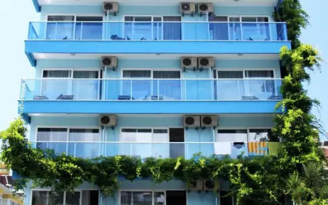 Gallion Hotel вид на фасад