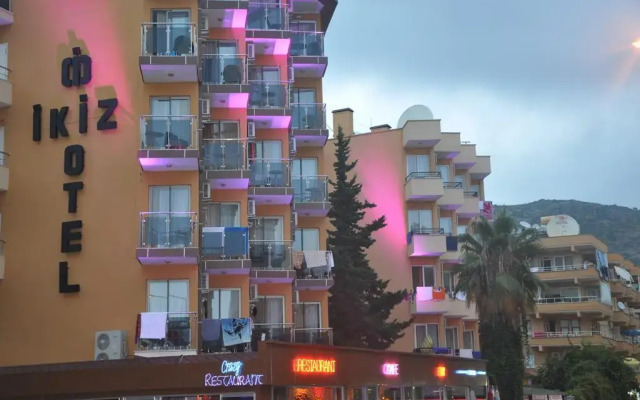 Отель Kleopatra Ikiz Otel вид на фасад