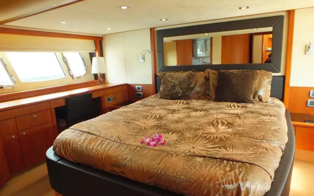 Отель Maikhao Dream Luxury Yacht комната для гостей