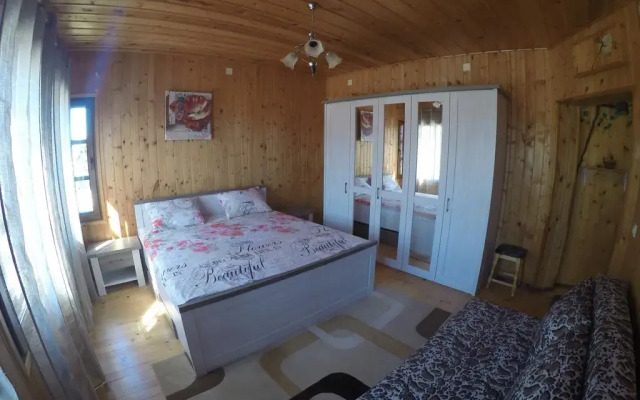 Отель Alex Guest House комната для гостей