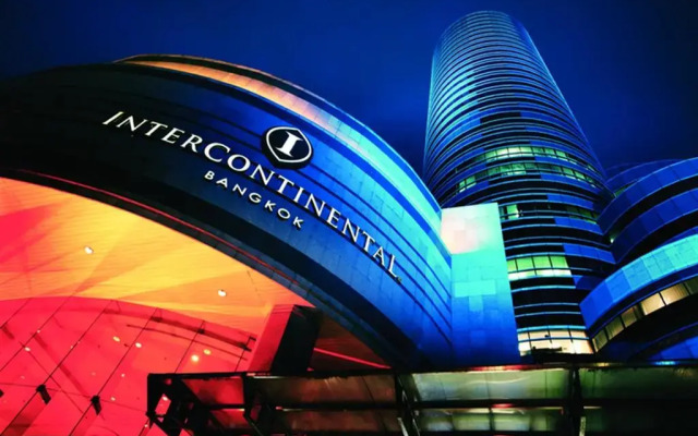 Отель InterContinental Bangkok вид на фасад