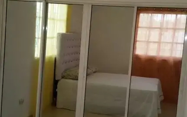 Отель Janilca's House комната для гостей