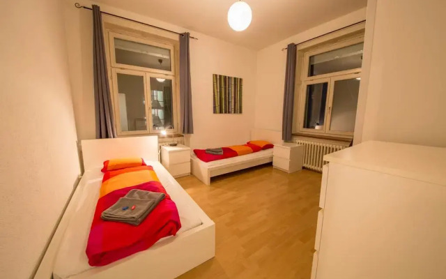 Апартаменты HITrental Seefeld - Kreuzstrasse Apartments комната для гостей