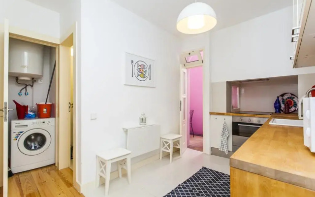 Отель LxWay Bairro Alto - Rua dos Mouros комната для гостей