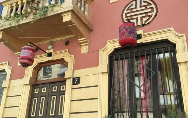 Отель Vietnamonamour Bed & Breakfast вид на фасад