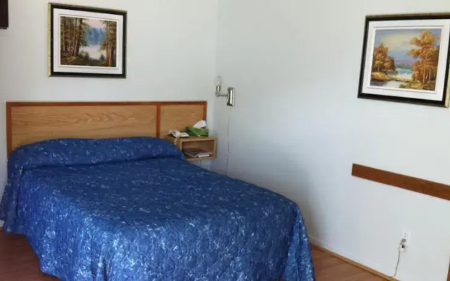 Rose Motel Cabins In Edmundston Canada From 79 Photos
