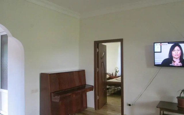 Отель Guest House Artemi Армения, Одзун - отзывы, цены и фото номеров - забронировать отель Guest House Artemi онлайн комната для гостей