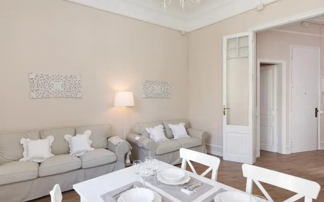 Отель Lumine Luxury Sagrada Familia Барселона комната для гостей